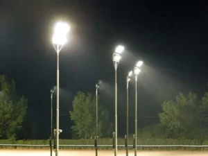 Why Is Outdoor LED Flood Light Flashing On And Off?
