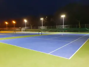 led φωτισμός γηπέδου τένις